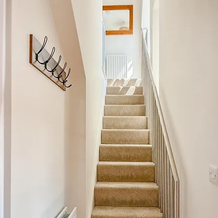 The Police Station - Uk45642 *